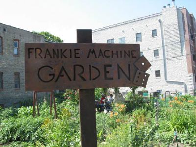 Frankie Machine sign